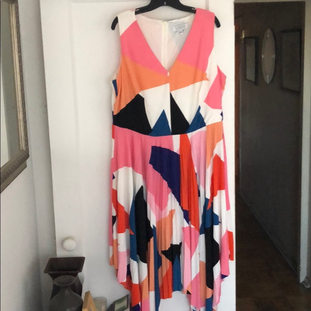 Shark bite hem printed dress